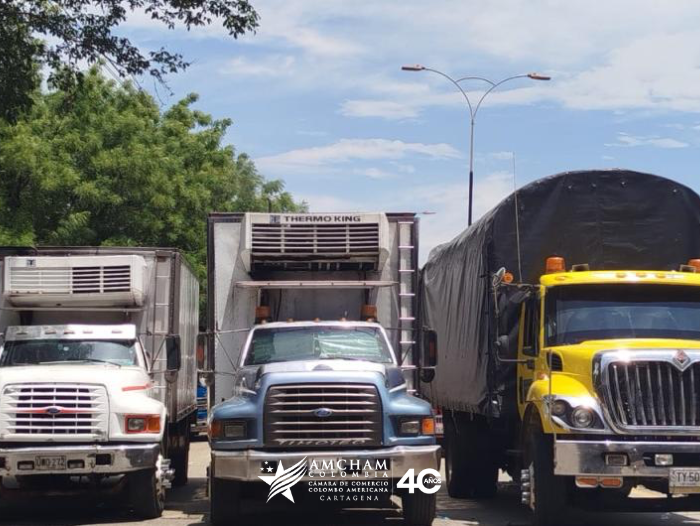 El paro camionero amenaza con reactivar la crisis de combustible de aviación